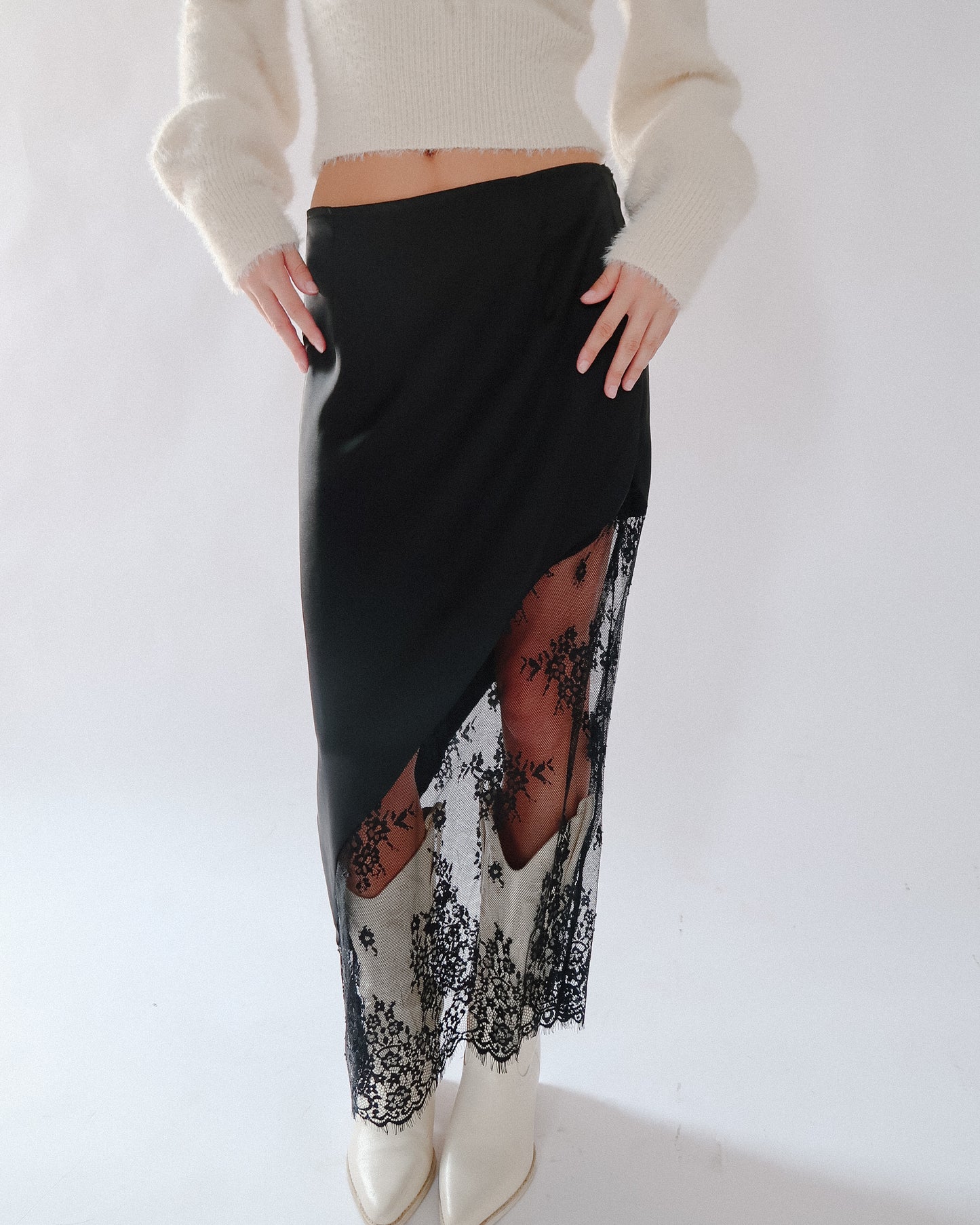 Lace Contrast Midi Skirt