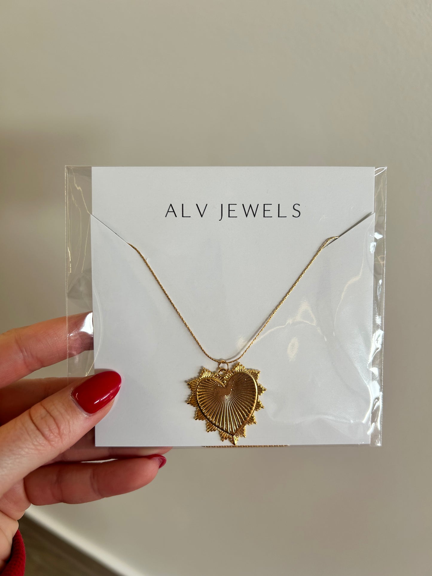 ALV Jewels Large Heart Necklace