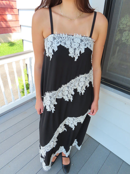 Contrast Lace Maxi Dress